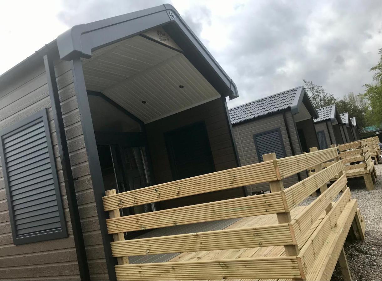 Caledonian Lodges 2 Inverness Dış mekan fotoğraf